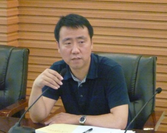 机关党委书记张宏主持会议